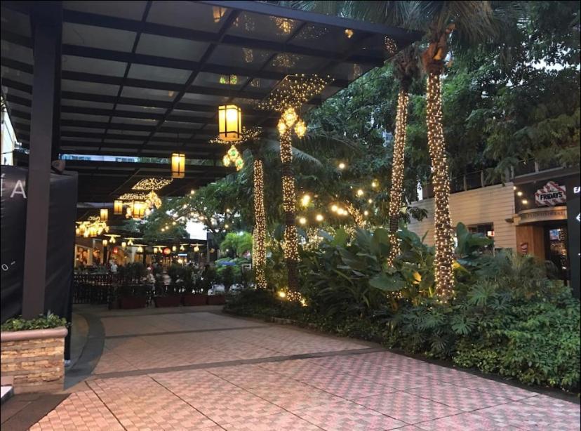 Classy 2Br Suite At Eastwood City With Pool And City Skyline View Manila Eksteriør bilde